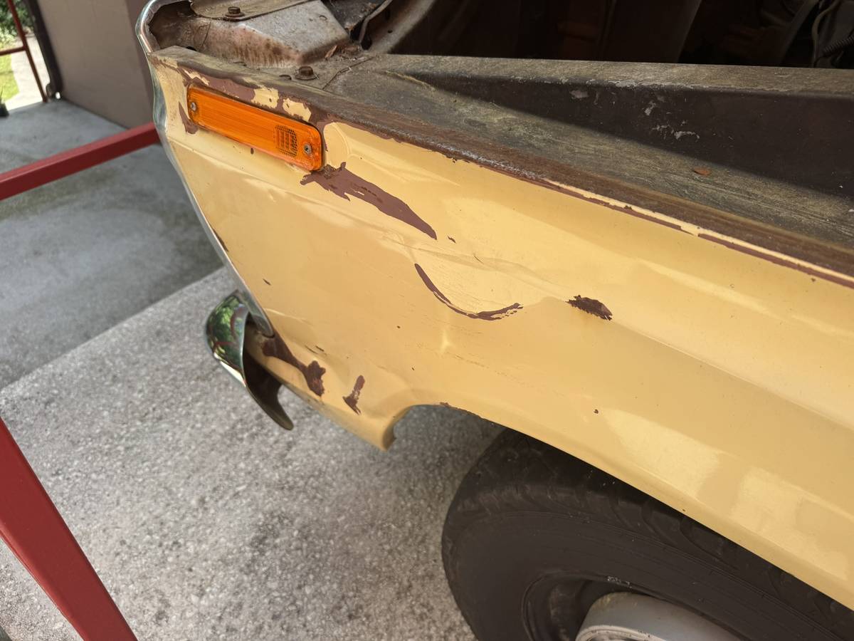 Ford-F-100-1973-yellow-5