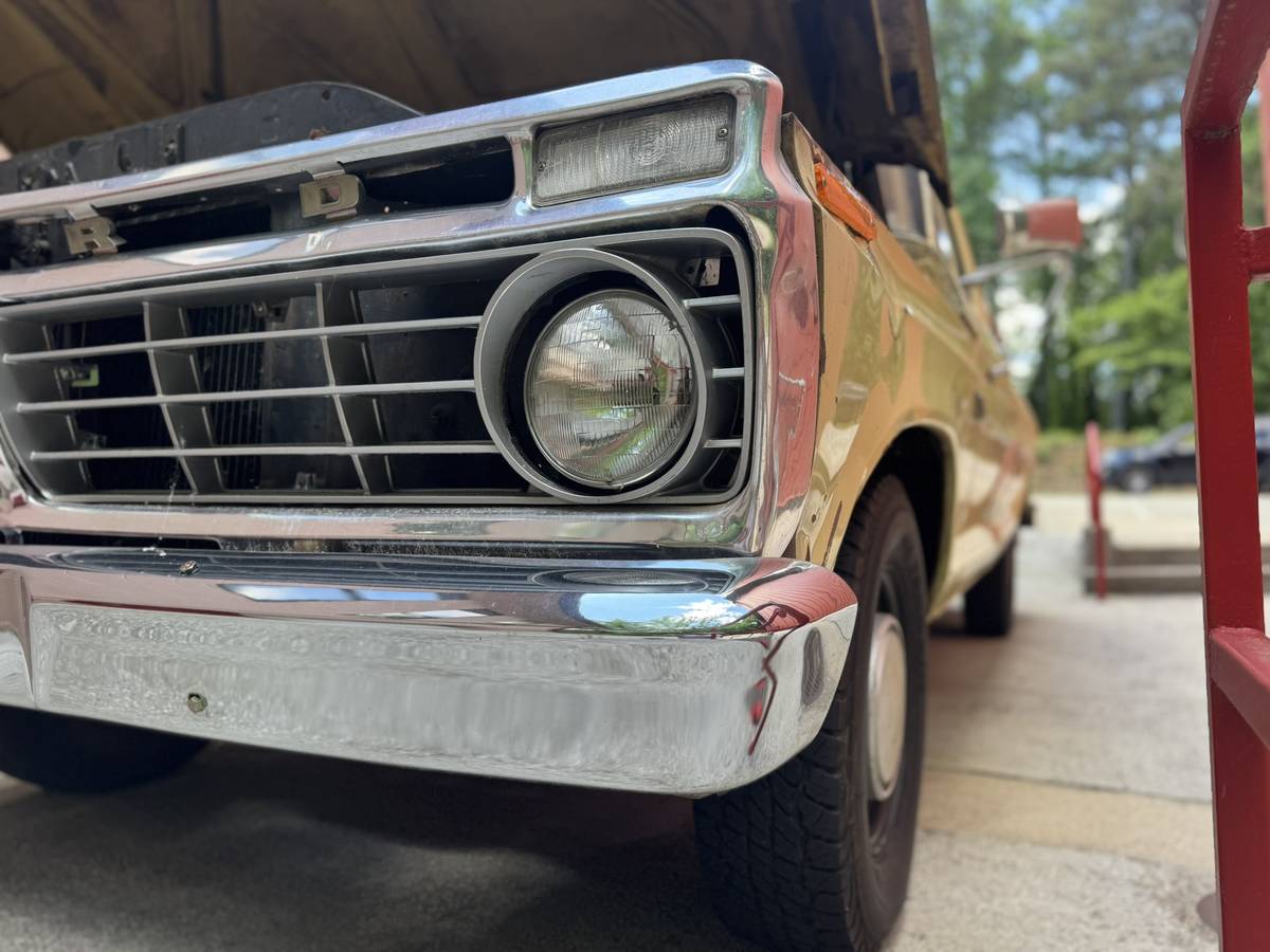 Ford-F-100-1973-yellow-9