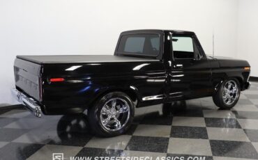Ford-F-100-1975-Pickup-Truck-11