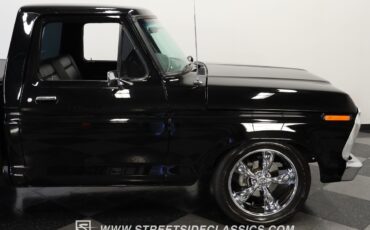 Ford-F-100-1975-Pickup-Truck-28