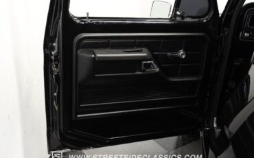 Ford-F-100-1975-Pickup-Truck-33