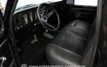 Ford-F-100-1975-Pickup-Truck-4