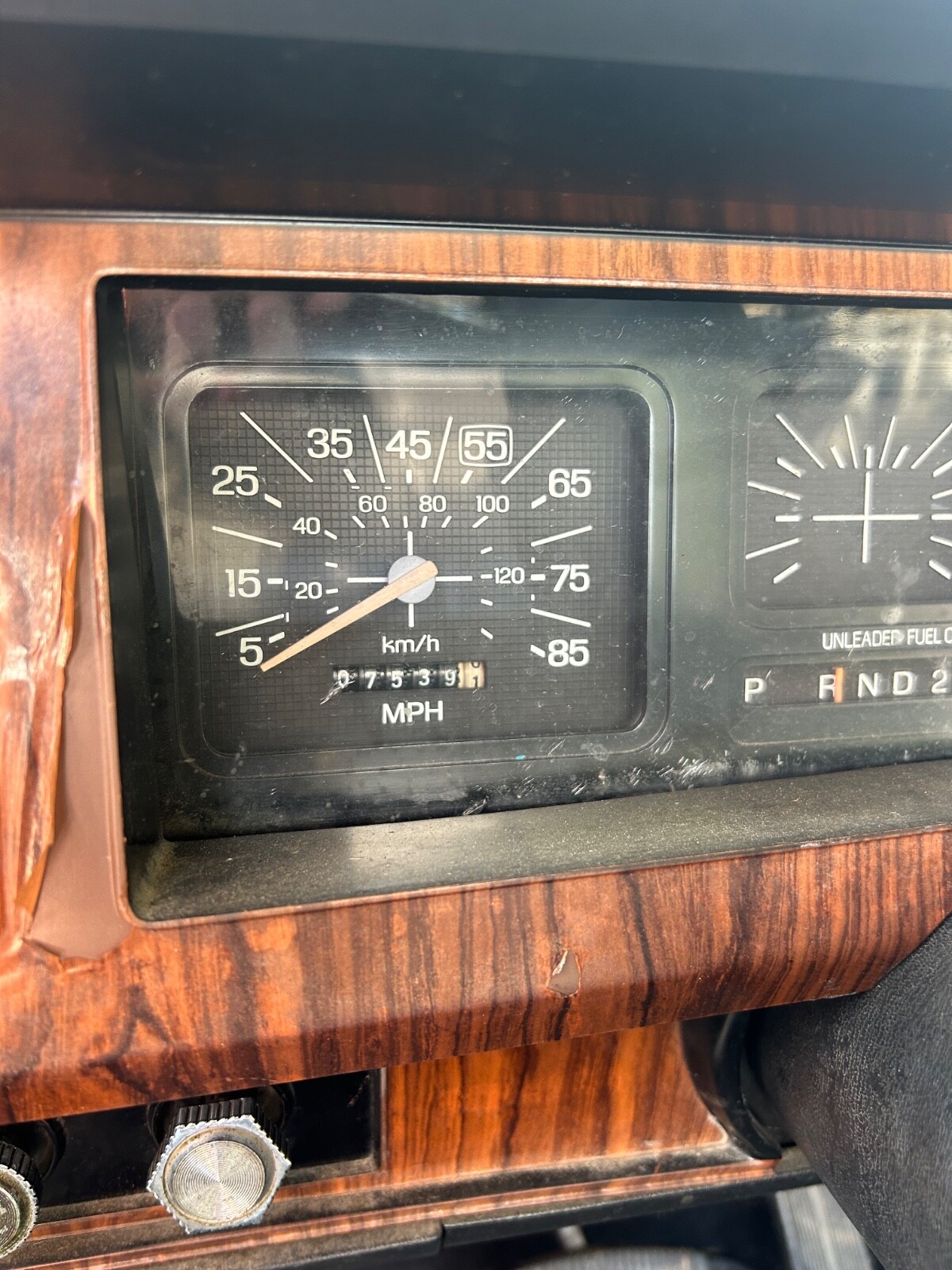 Ford-F-100-1981-Standard-Cab-Pickup-4