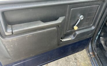 Ford-F-100-1981-Standard-Cab-Pickup-7