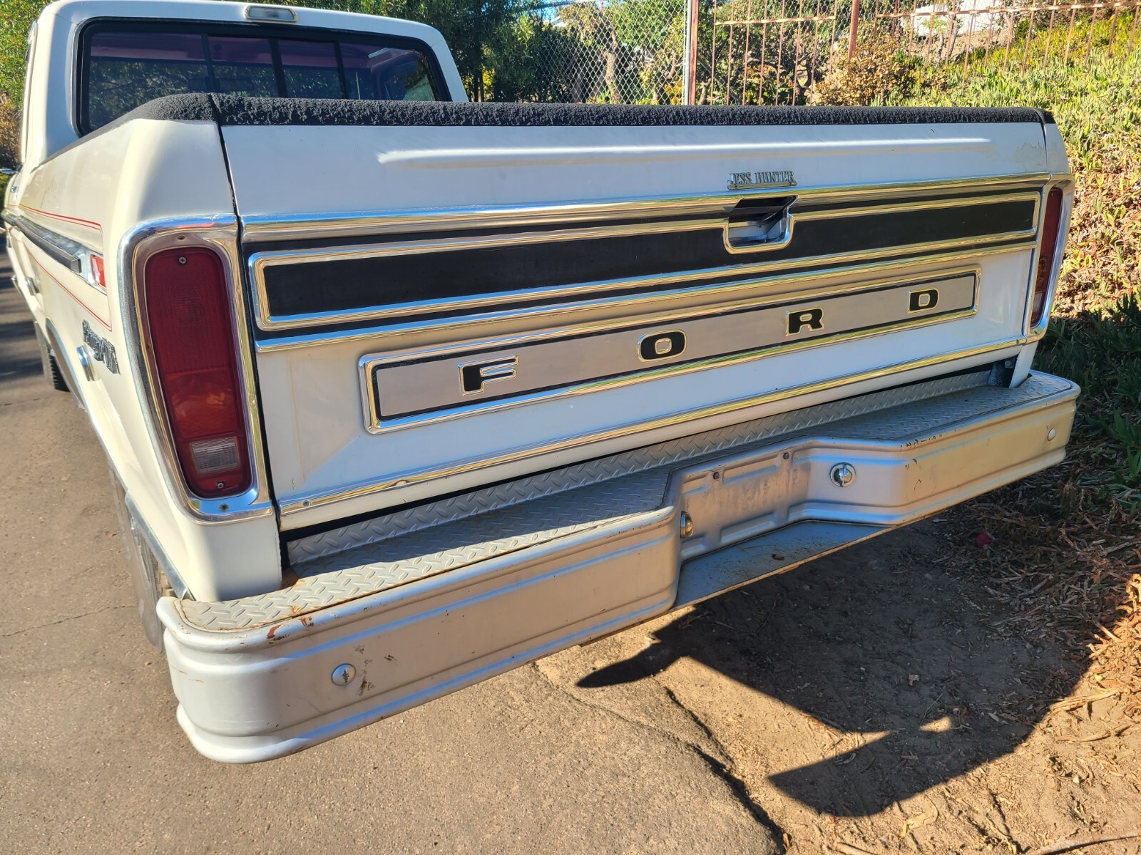 Ford-F-150-1976-Standard-Cab-Pickup-12