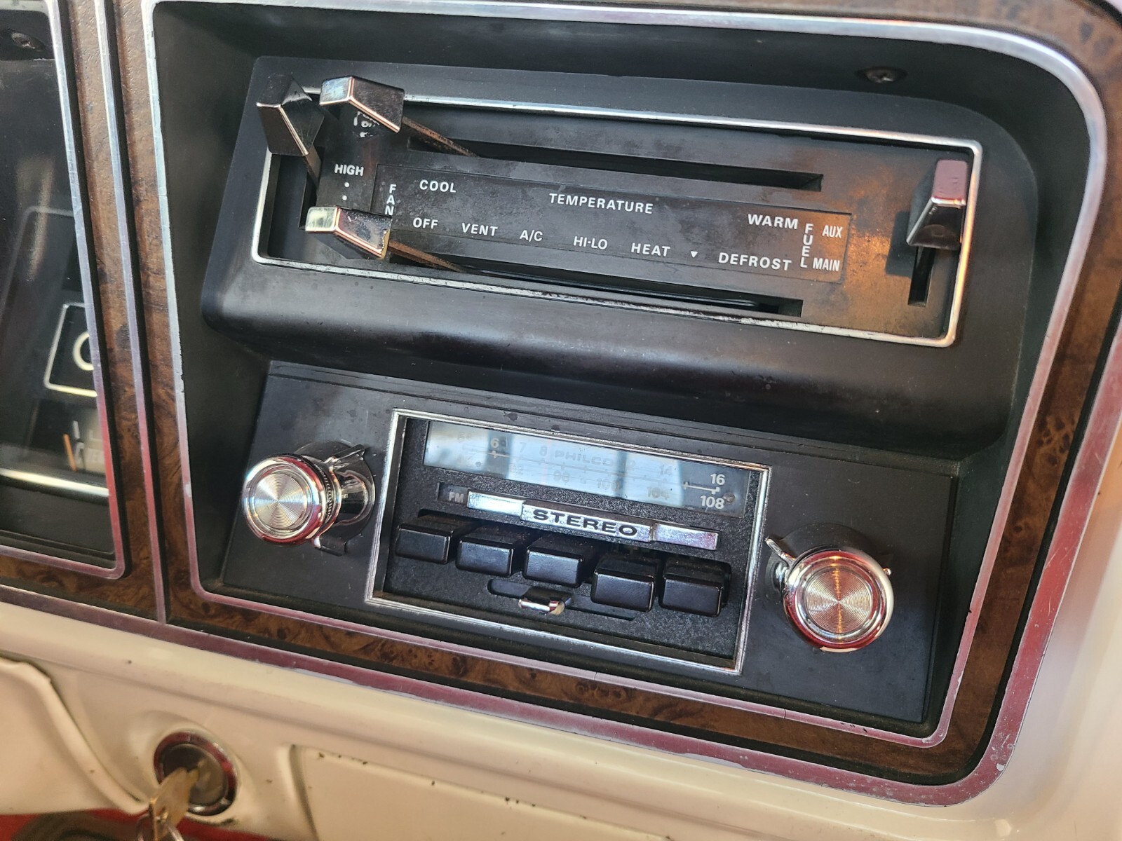 Ford-F-150-1976-Standard-Cab-Pickup-20