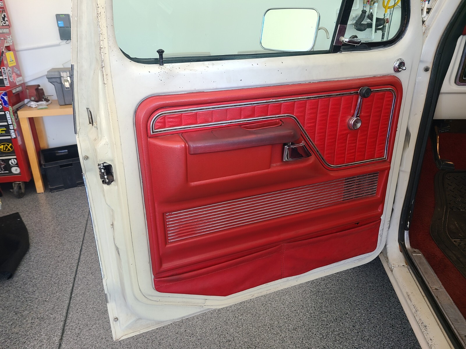 Ford-F-150-1976-Standard-Cab-Pickup-22