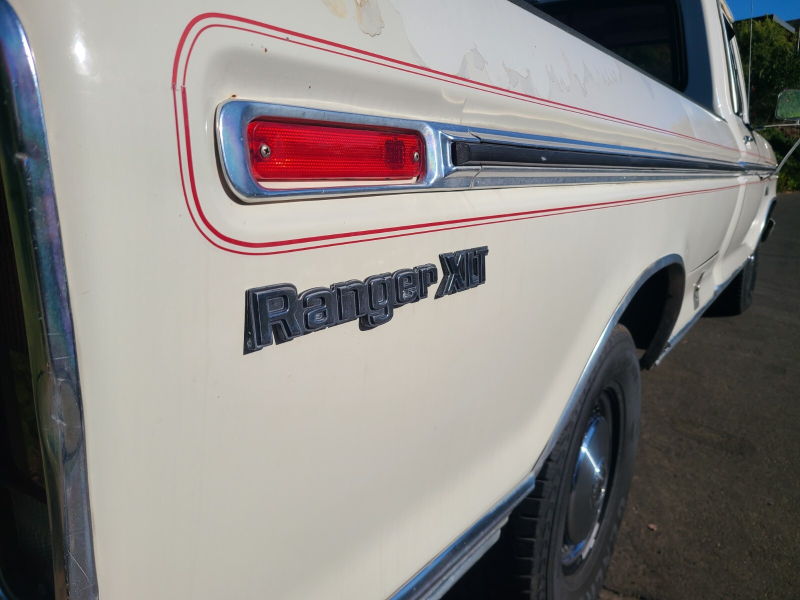 Ford-F-150-1976-Standard-Cab-Pickup-8