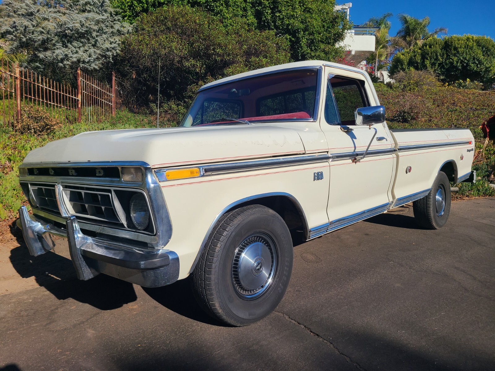 Ford-F-150-1976-Standard-Cab-Pickup