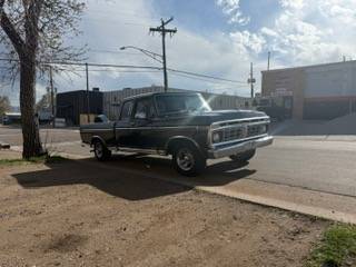 Ford-F-150-1976-black-18