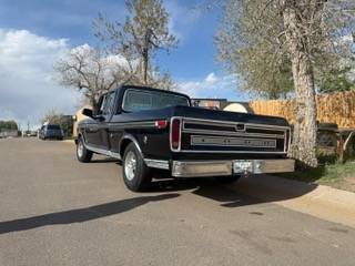 Ford-F-150-1976-black-5