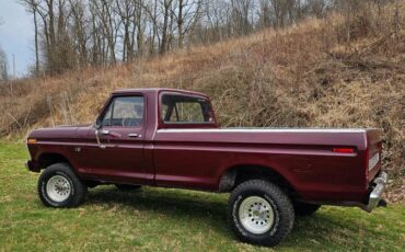 Ford-F-150-1976-red-1