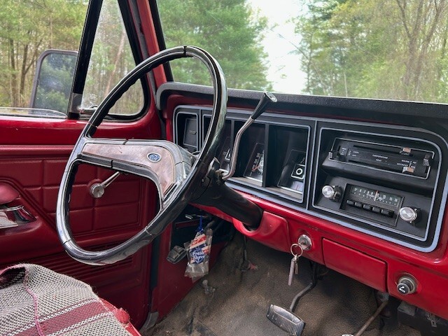 Ford-F-150-1977-Standard-Cab-Pickup-11