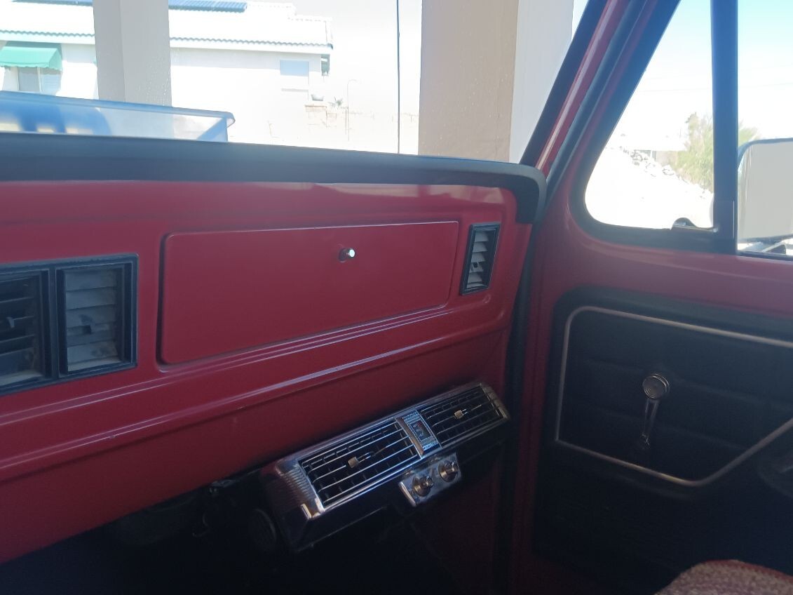 Ford-F-150-1977-Standard-Cab-Pickup-11