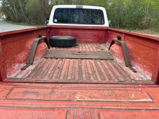 Ford-F-150-1977-Standard-Cab-Pickup-15