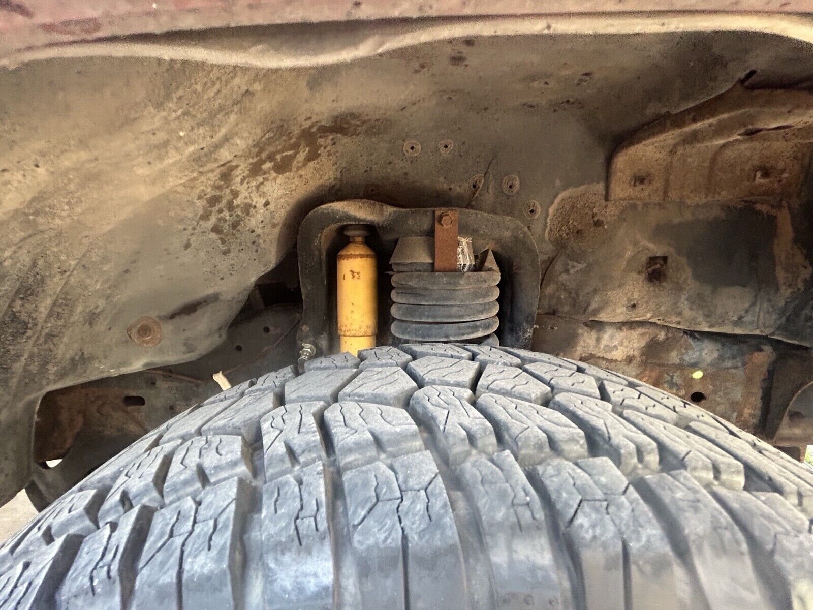 Ford-F-150-1986-17