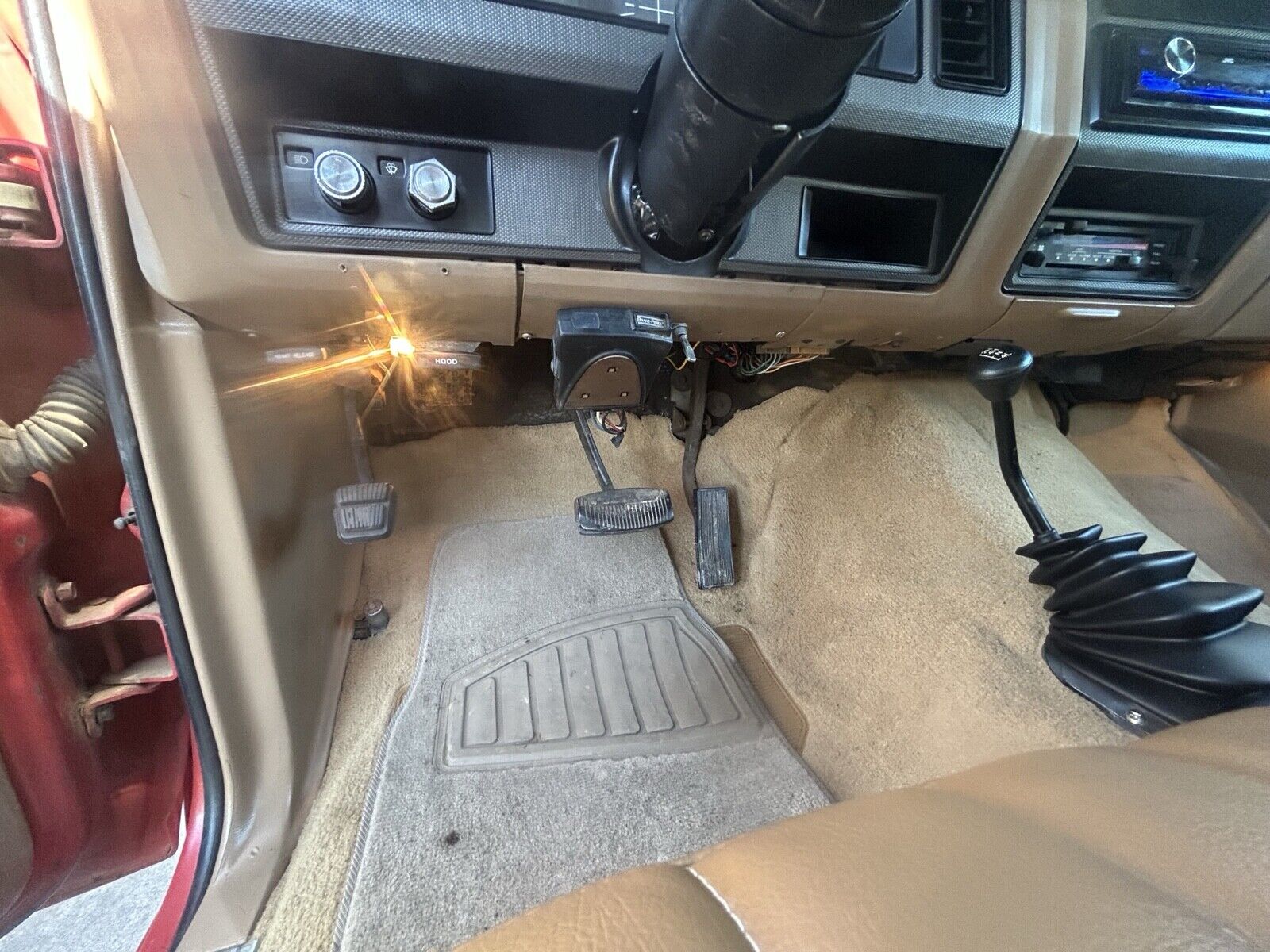 Ford-F-150-1986-34