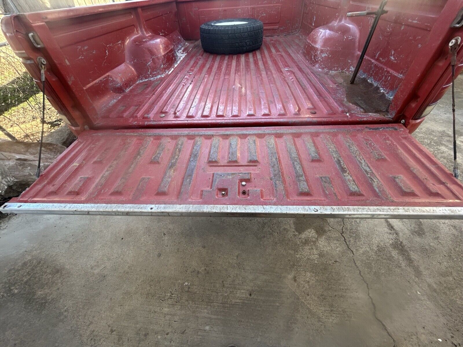 Ford-F-150-1986-7
