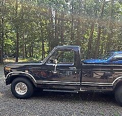 Ford-F-150-1986-XLT-14