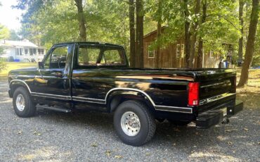 Ford-F-150-1986-XLT-15