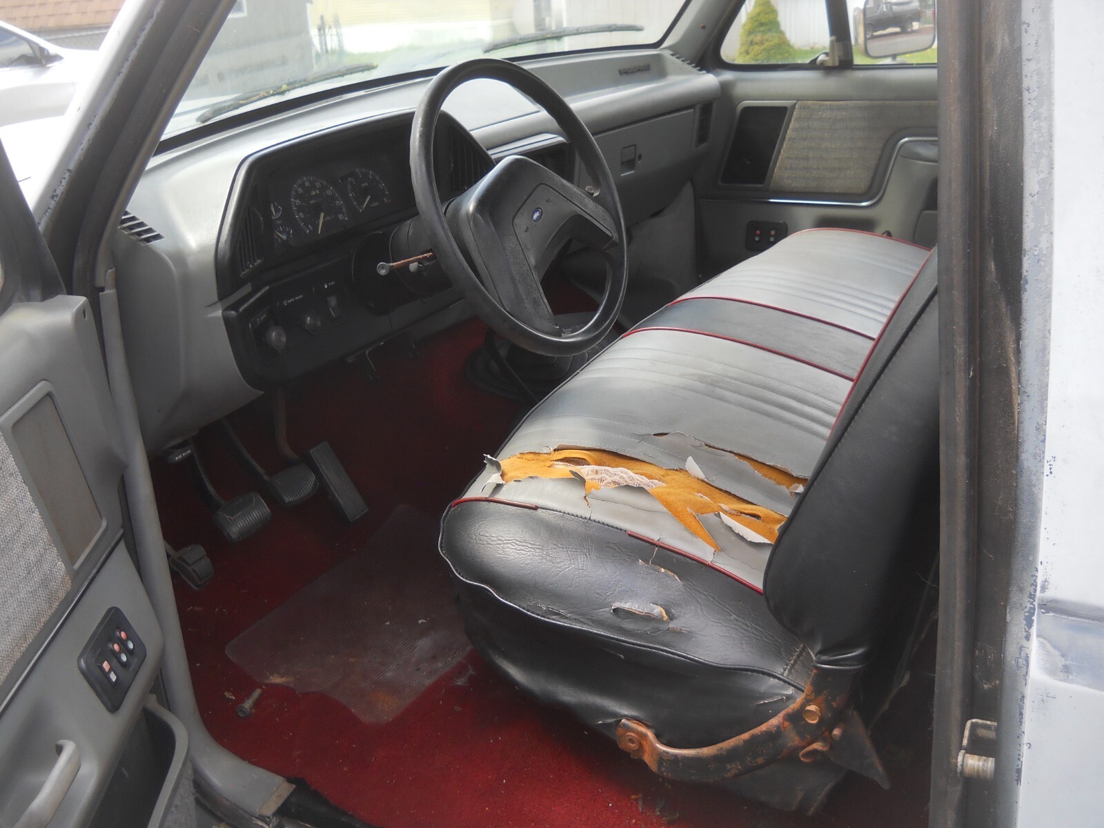 Ford-F-150-1987-Standard-Cab-Pickup-14