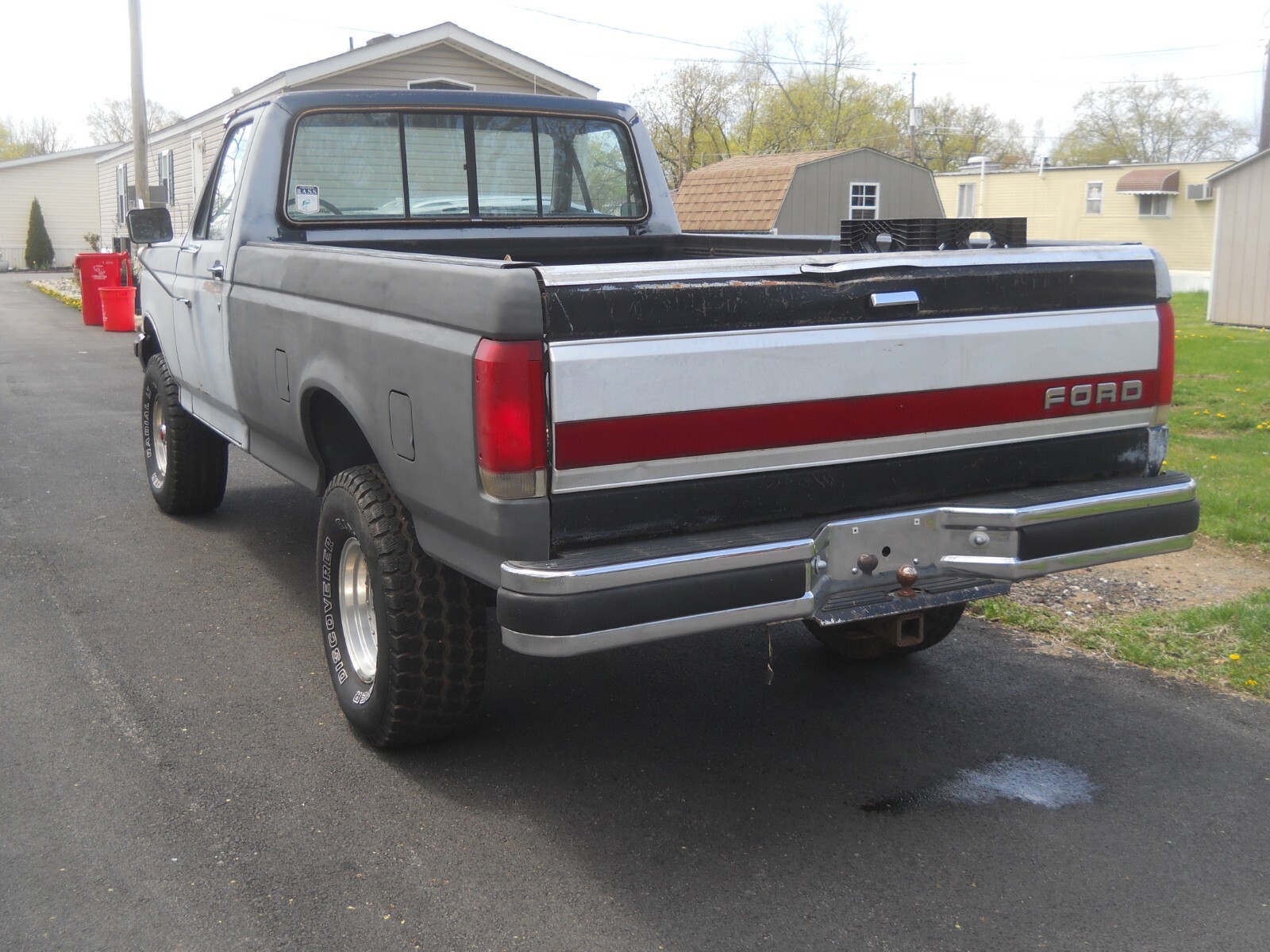Ford-F-150-1987-Standard-Cab-Pickup-3