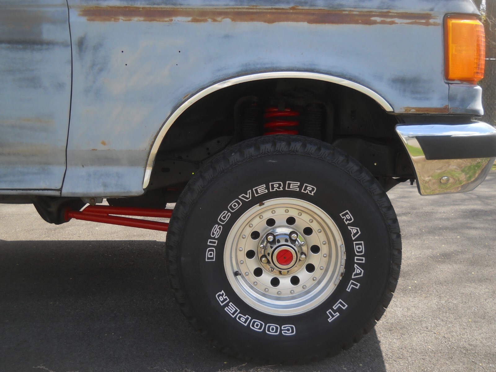 Ford-F-150-1987-Standard-Cab-Pickup-5