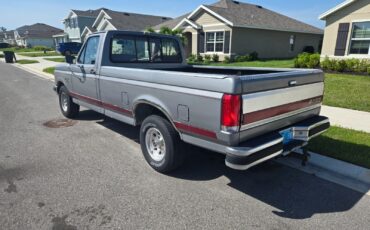 Ford-F-150-1988-Standard-Cab-Pickup-1