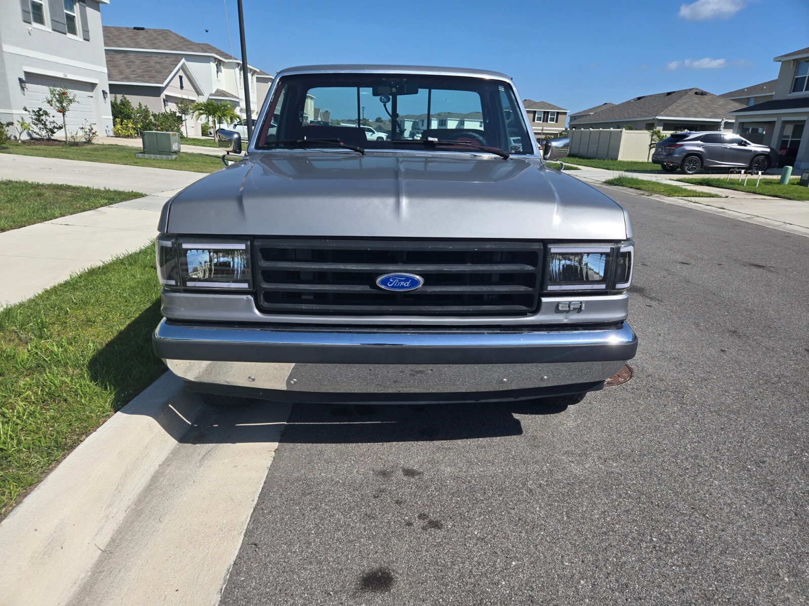 Ford-F-150-1988-Standard-Cab-Pickup-3