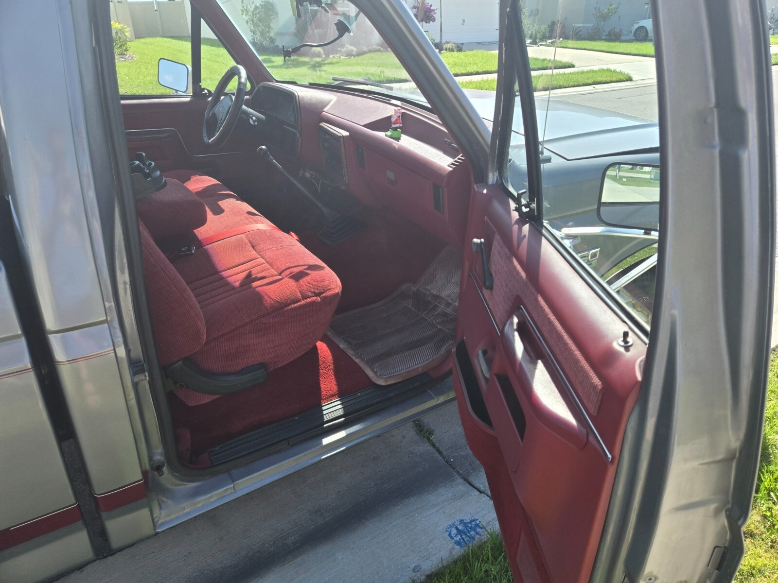 Ford-F-150-1988-Standard-Cab-Pickup-8
