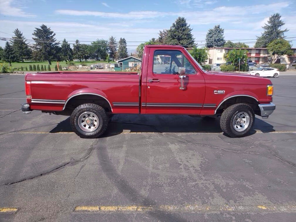 Ford-F-150-1989-Standard-Cab-Pickup-1