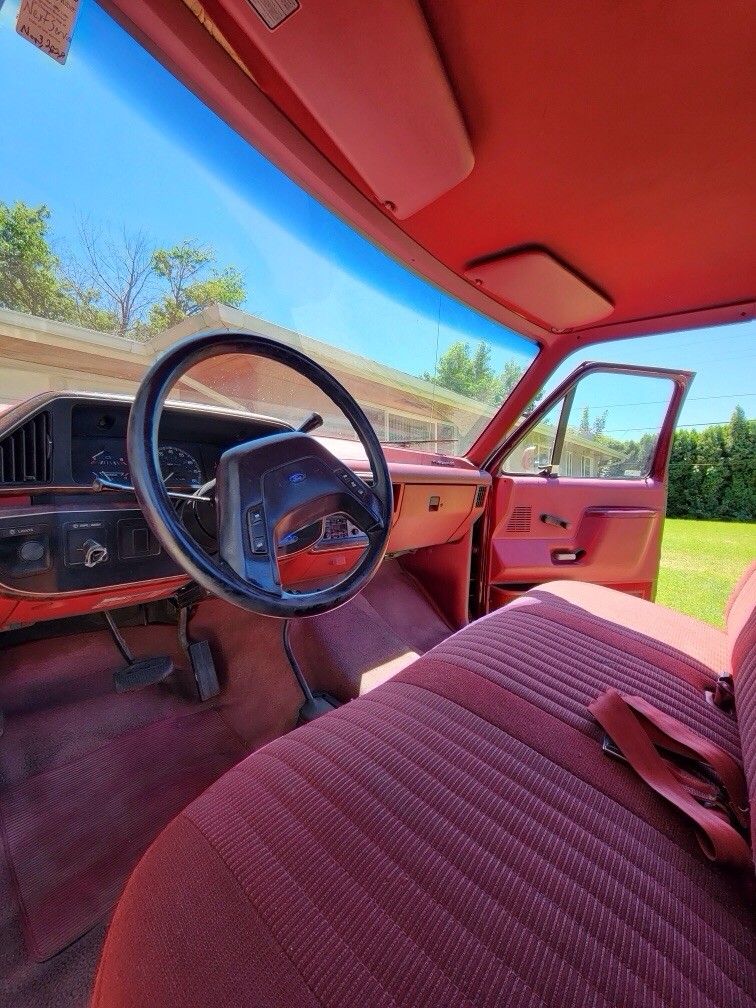 Ford-F-150-1989-Standard-Cab-Pickup-2