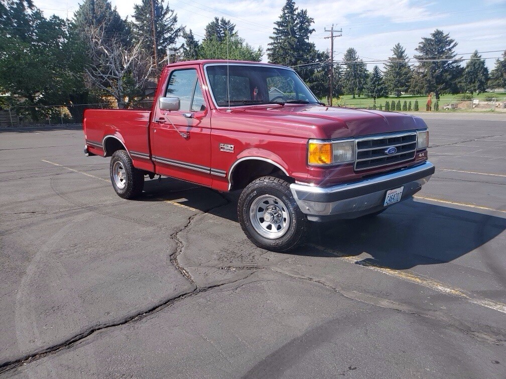 Ford F-150 1989 Standard Cab Pickup