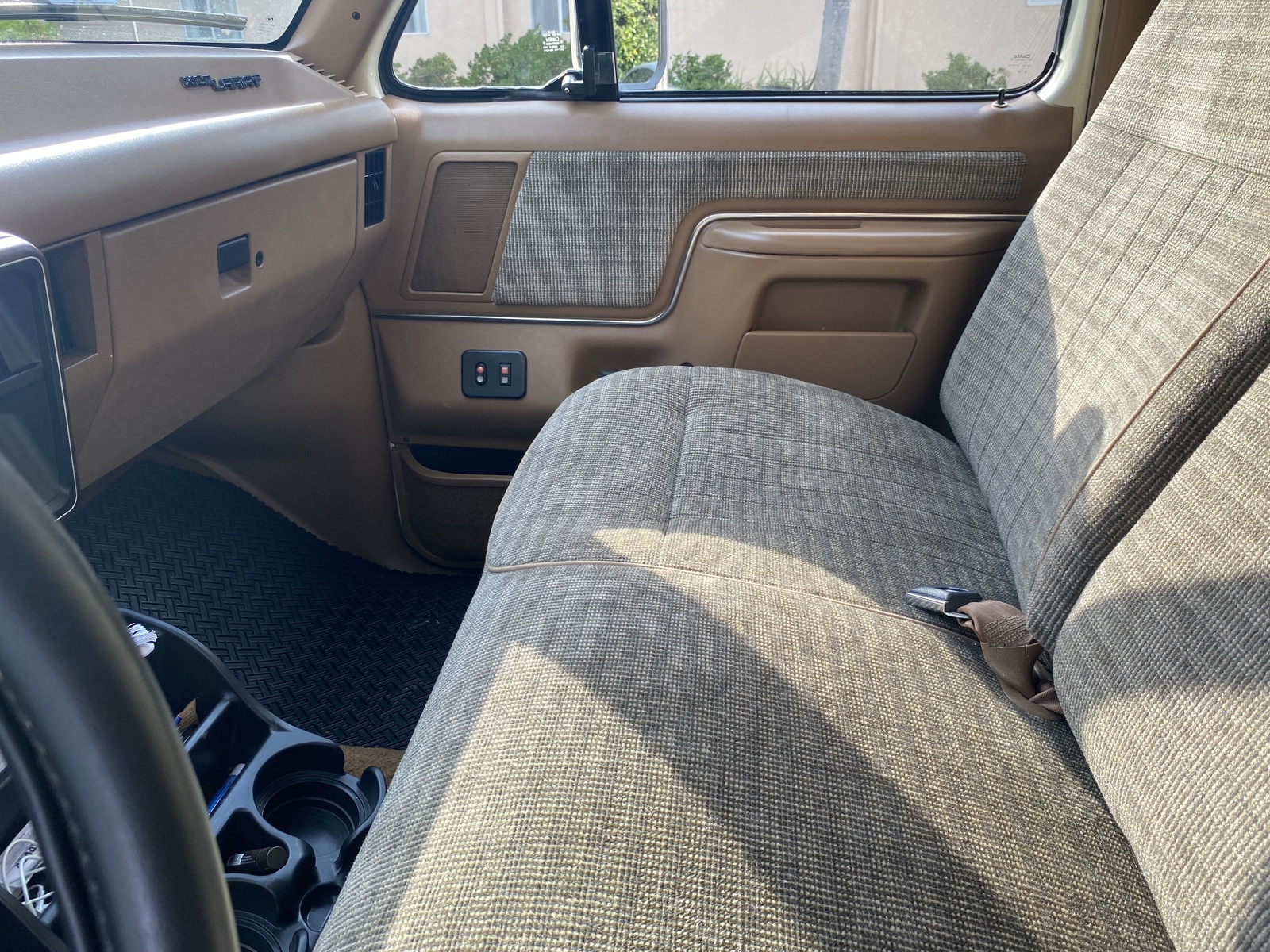 Ford-F-150-1991-Standard-Cab-Pickup-17