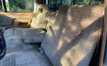 Ford-F-150-1991-Standard-Cab-Pickup-2