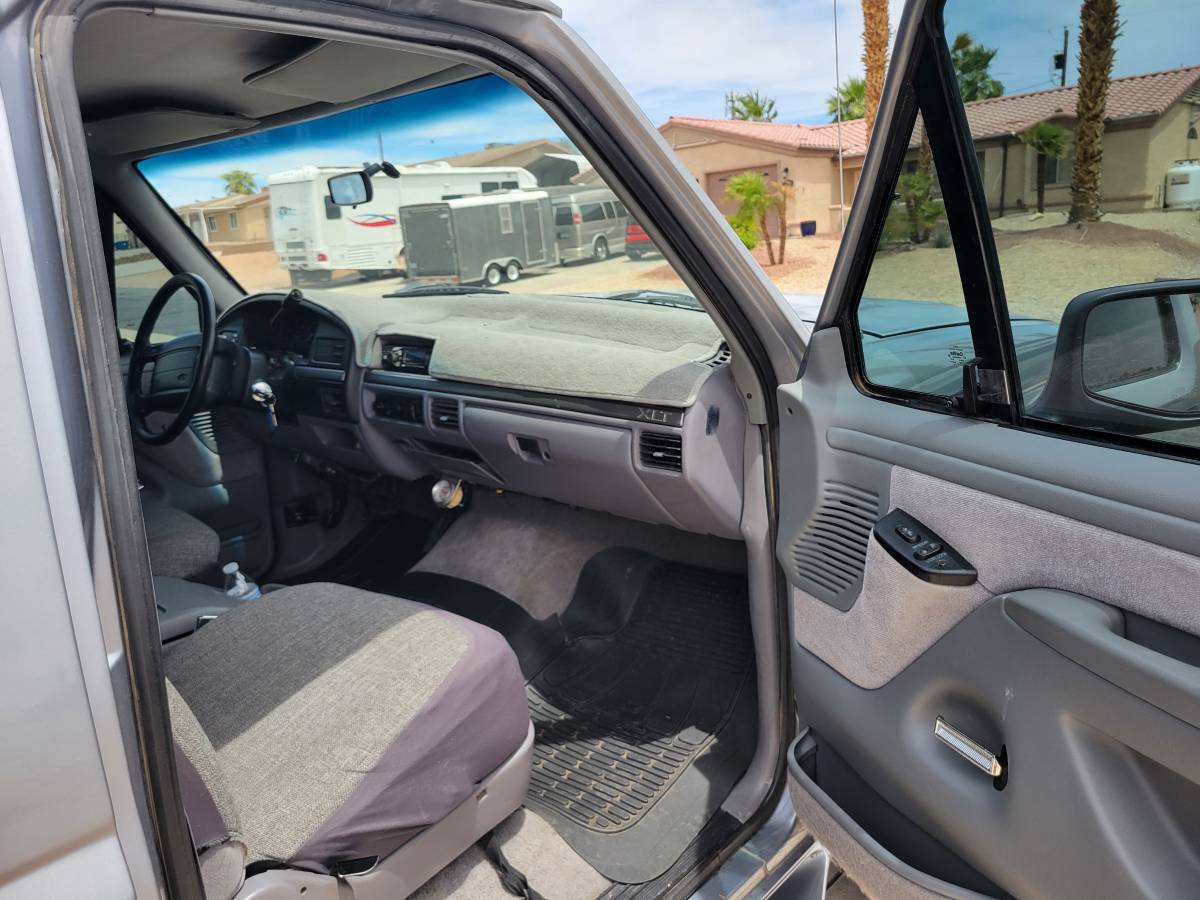 Ford-F-150-1994-silver-7
