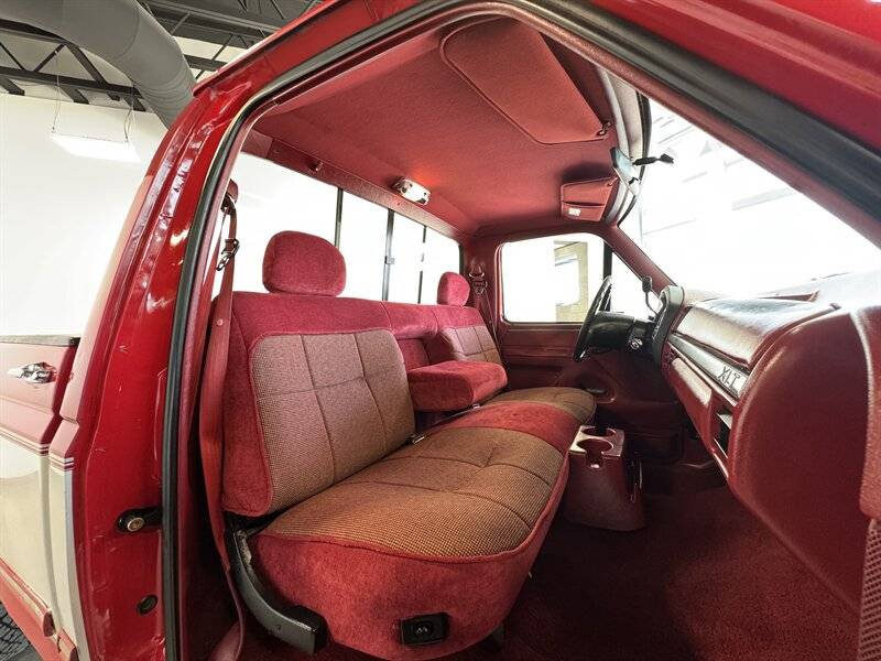 Ford-F-150-xlt-1992-red-14