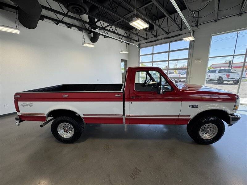 Ford F-150 xlt  1992 red