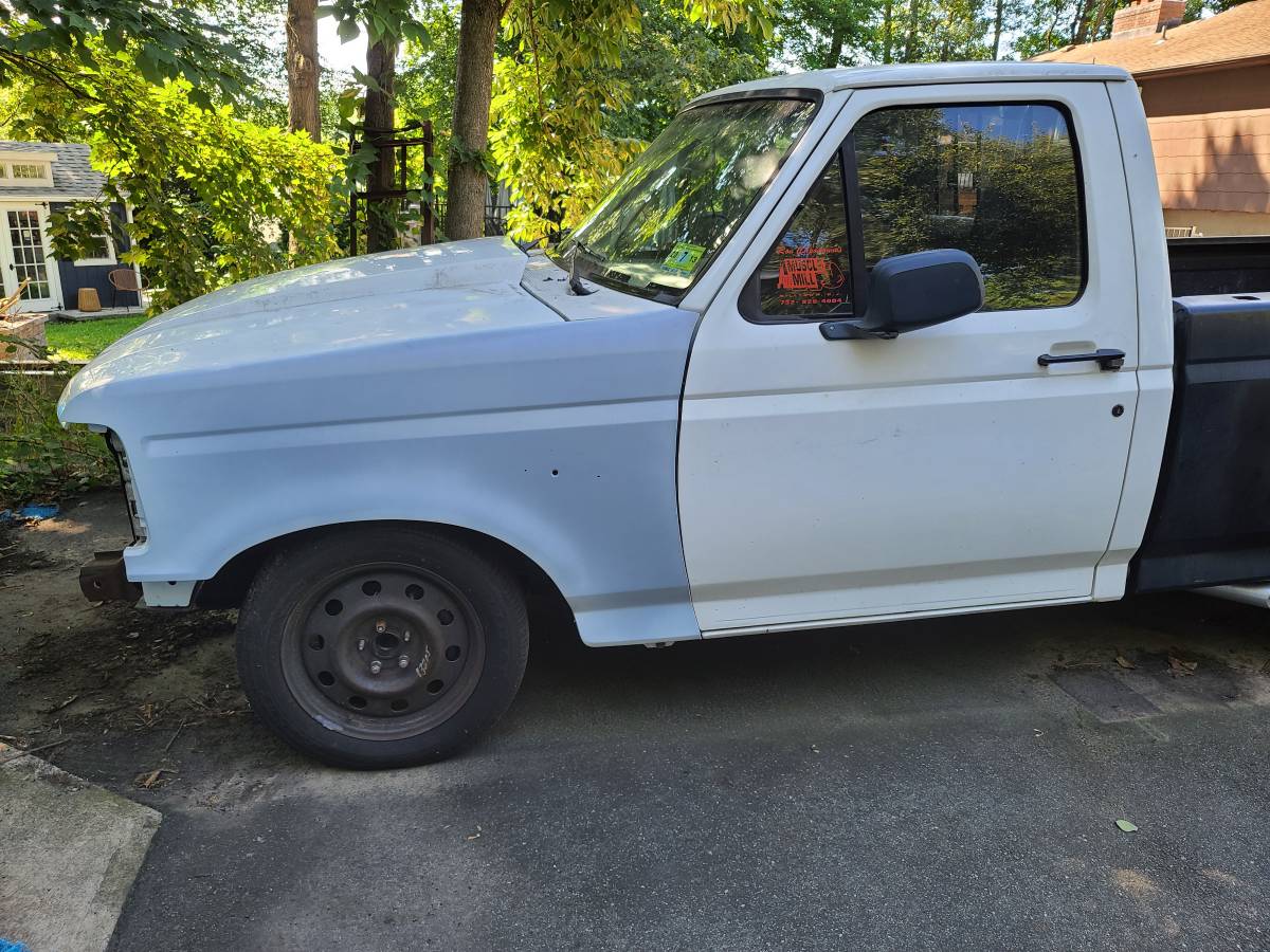 Ford-F-150-xlt-lighting-1995-white-3