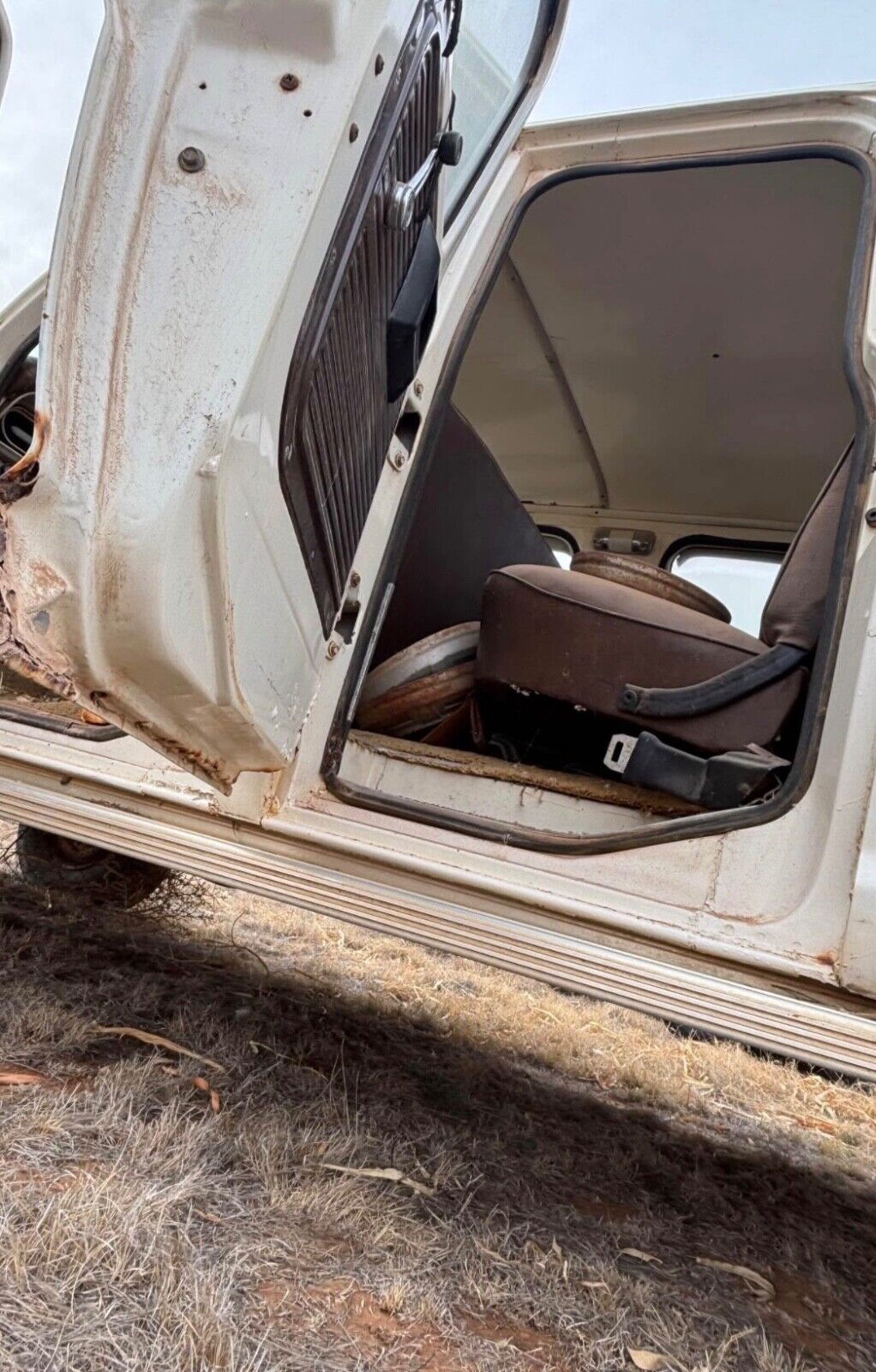 Ford-F-250-1970-Crew-Cab-Pickup-13