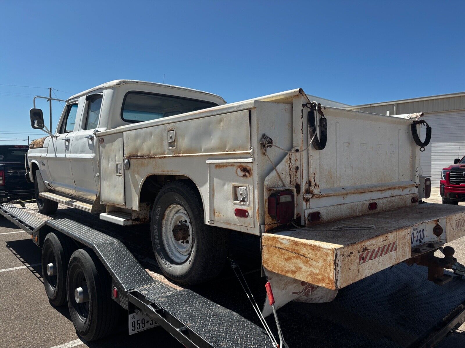 Ford-F-250-1970-Crew-Cab-Pickup-23