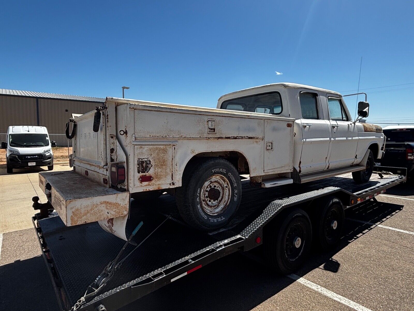 Ford-F-250-1970-Crew-Cab-Pickup-24
