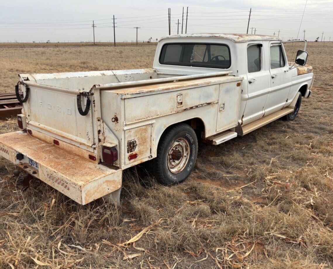 Ford-F-250-1970-Crew-Cab-Pickup-3