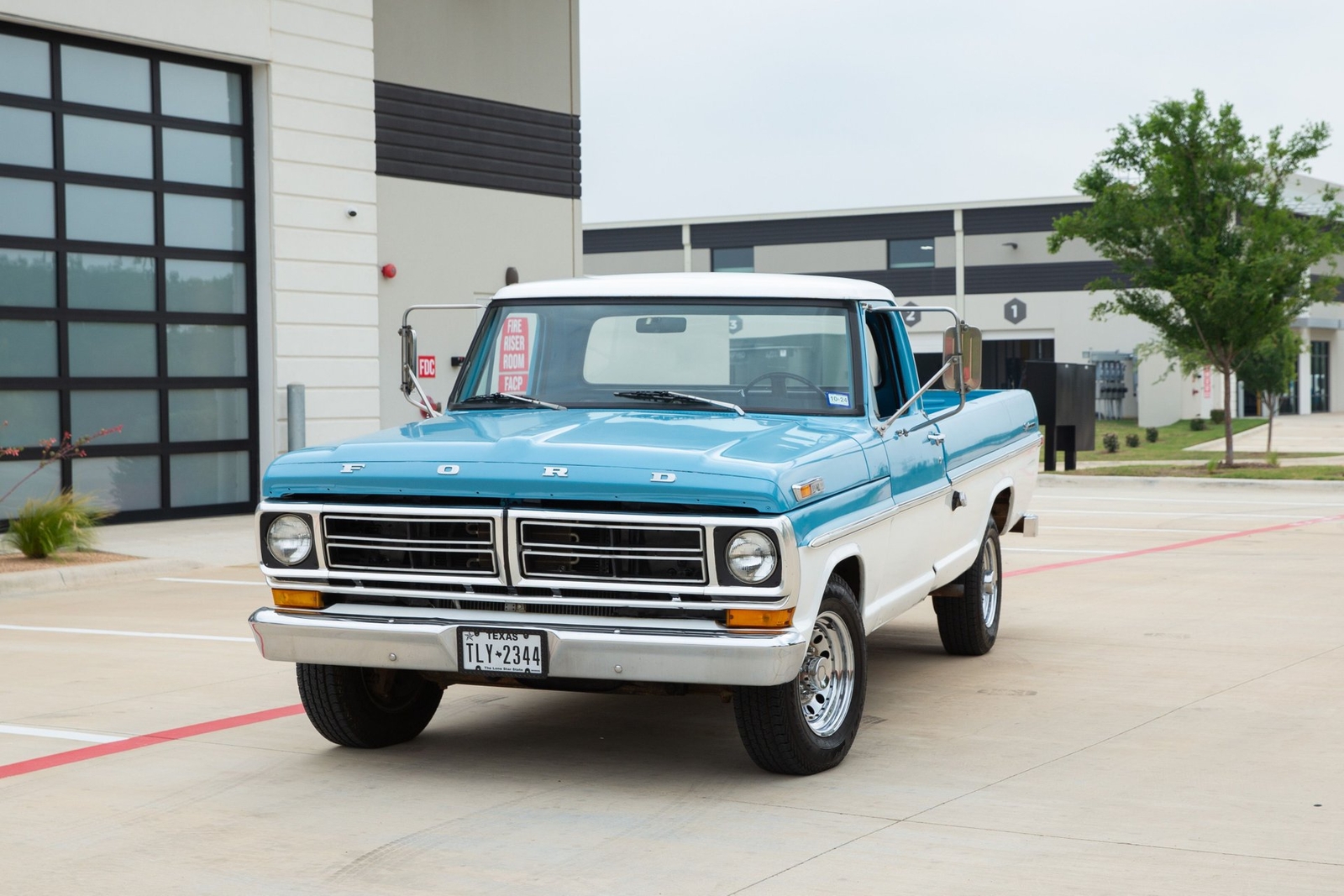 Ford-F-250-1972-Other-2