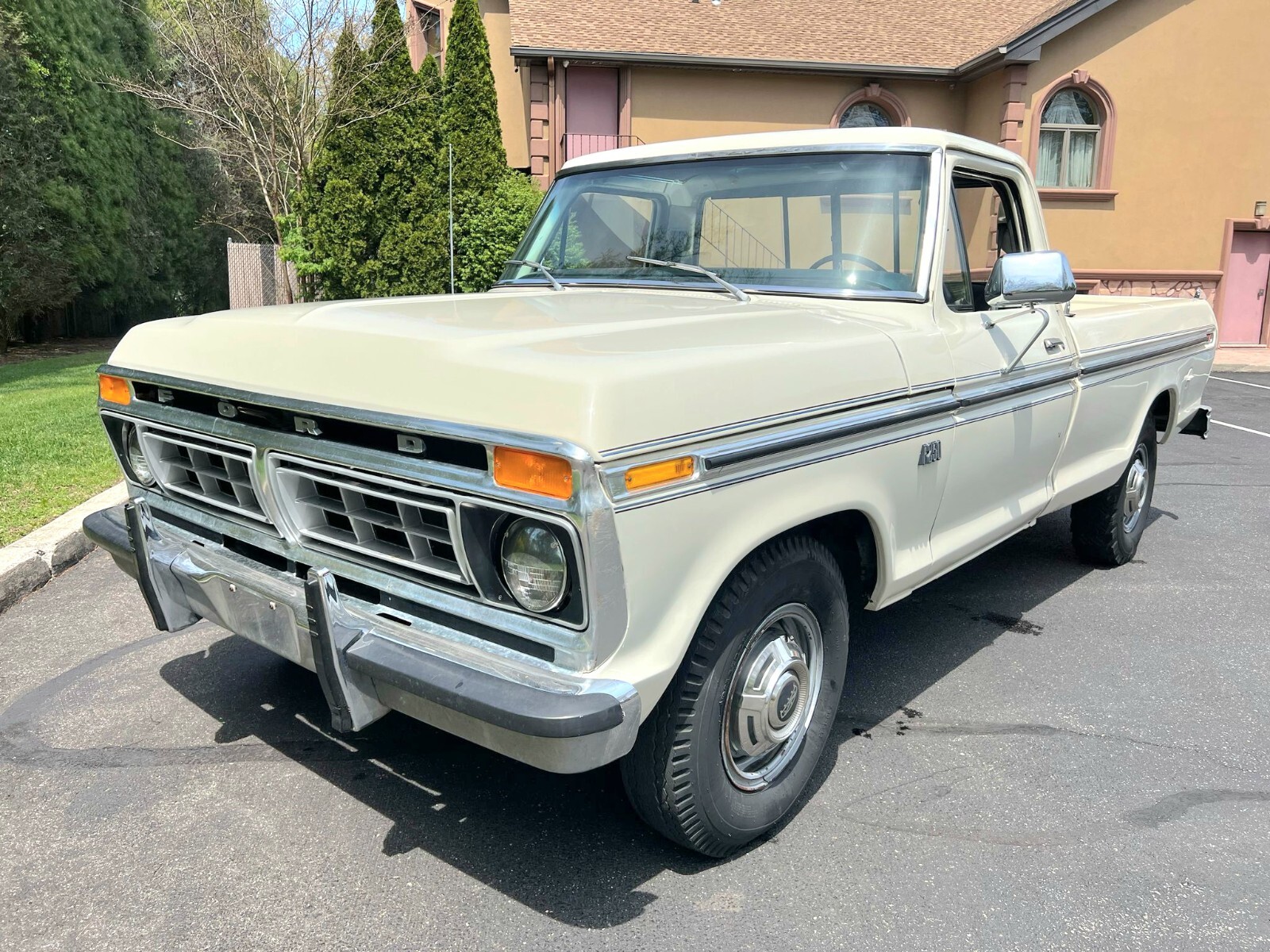 Ford-F-250-1976-1