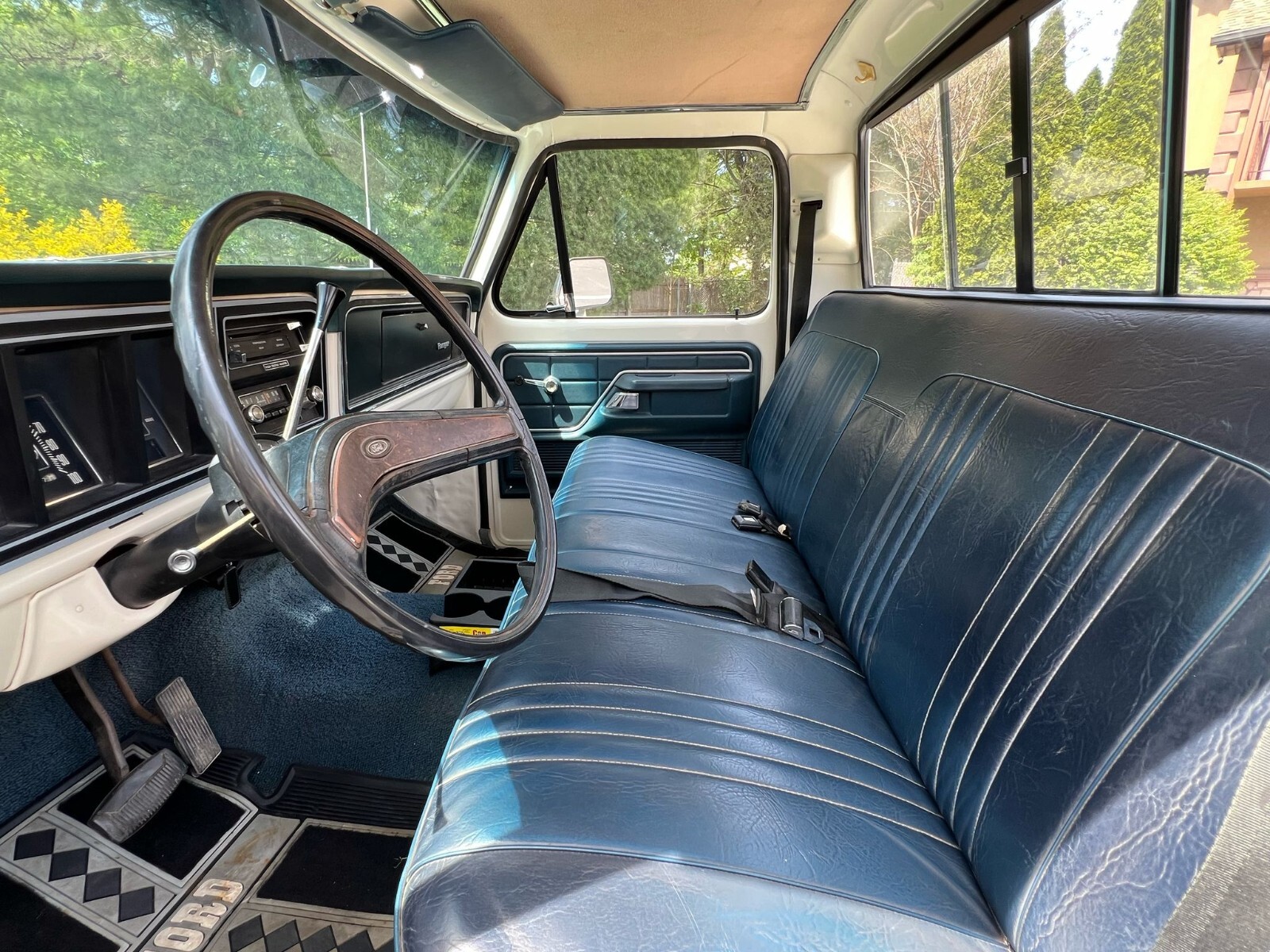 Ford-F-250-1976-14