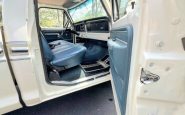 Ford-F-250-1976-18