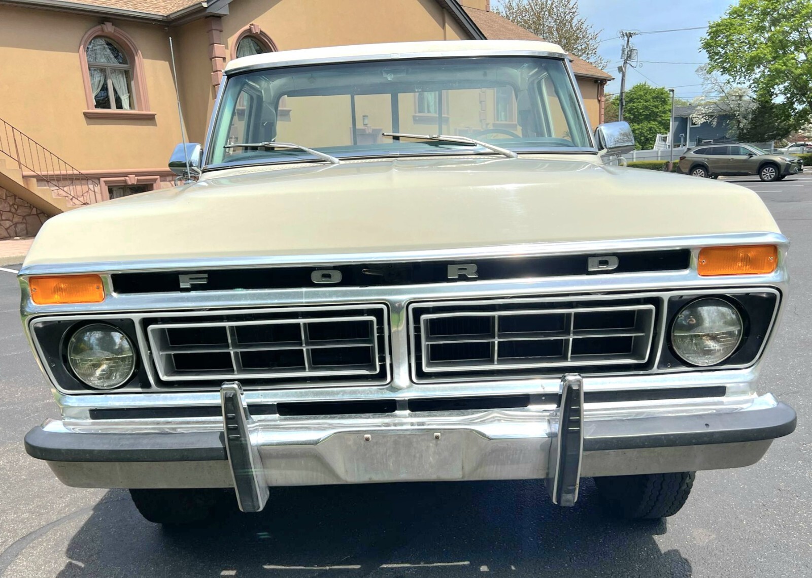 Ford-F-250-1976-2