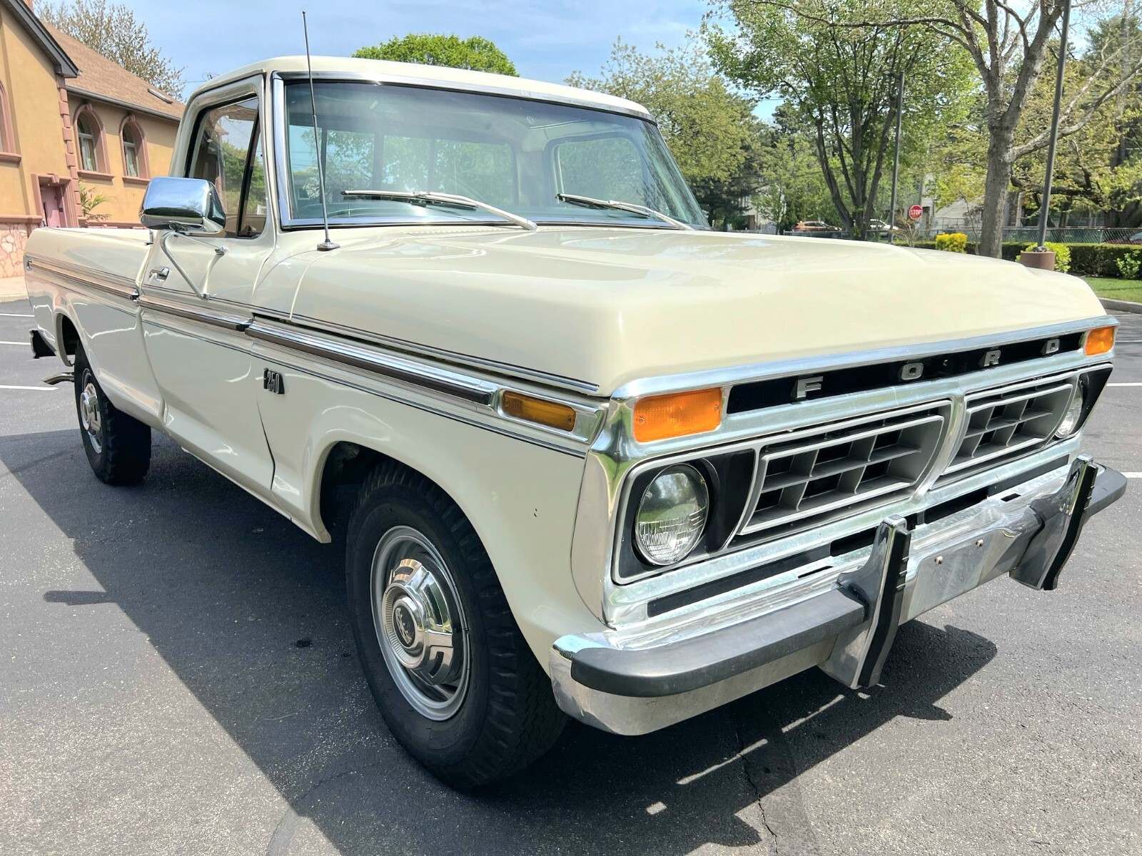 Ford-F-250-1976