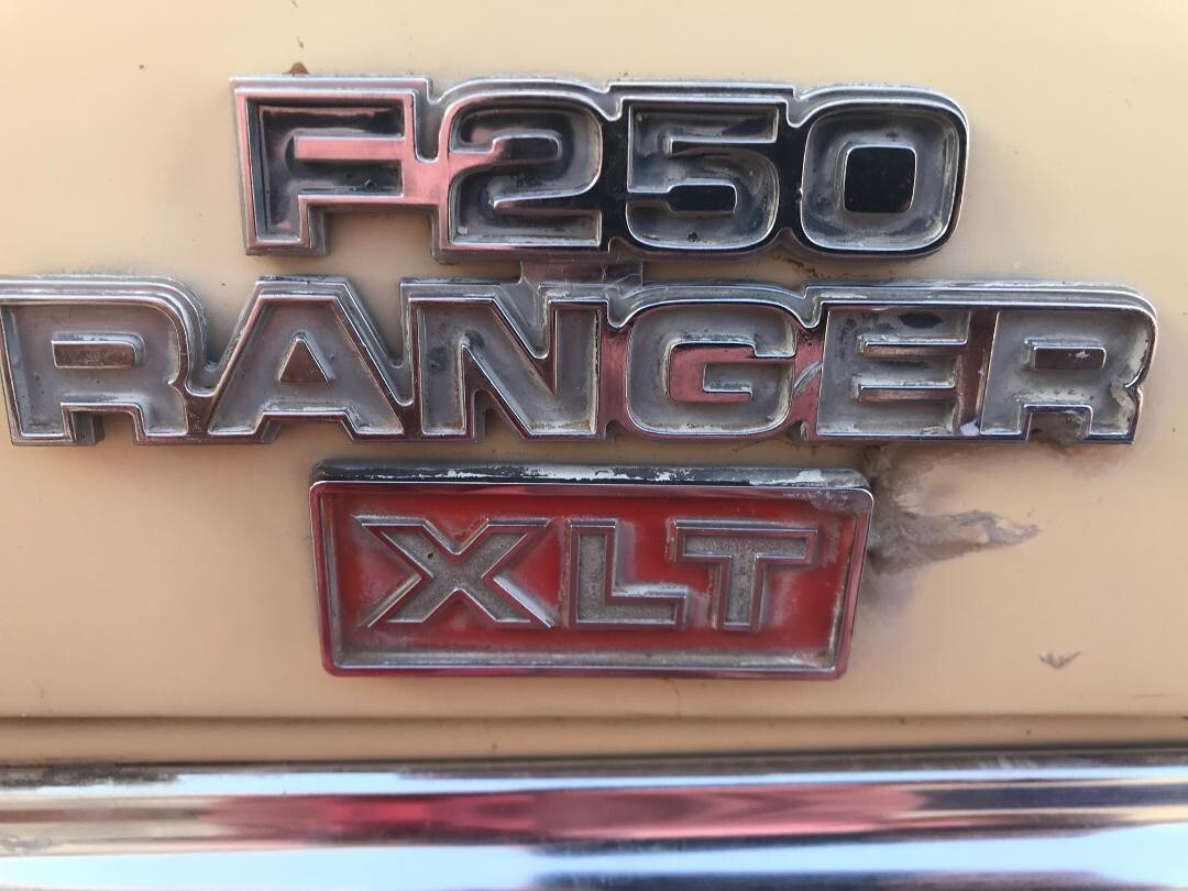 Ford-F-250-1979-1